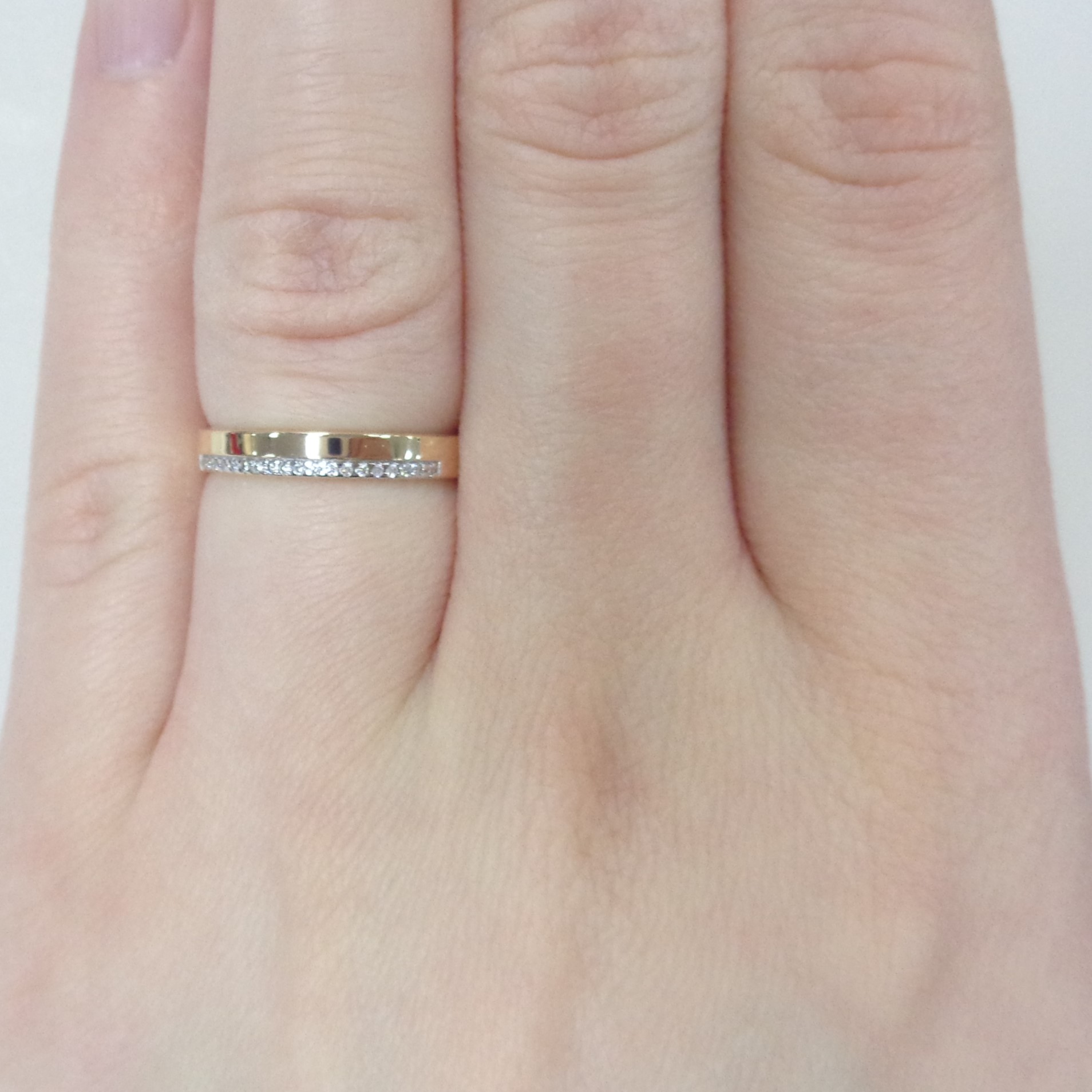 Золотое кольцо 585 пробы; родий; Обручальное; вставки 19 Бр.Кр-57 0,040 3/6А